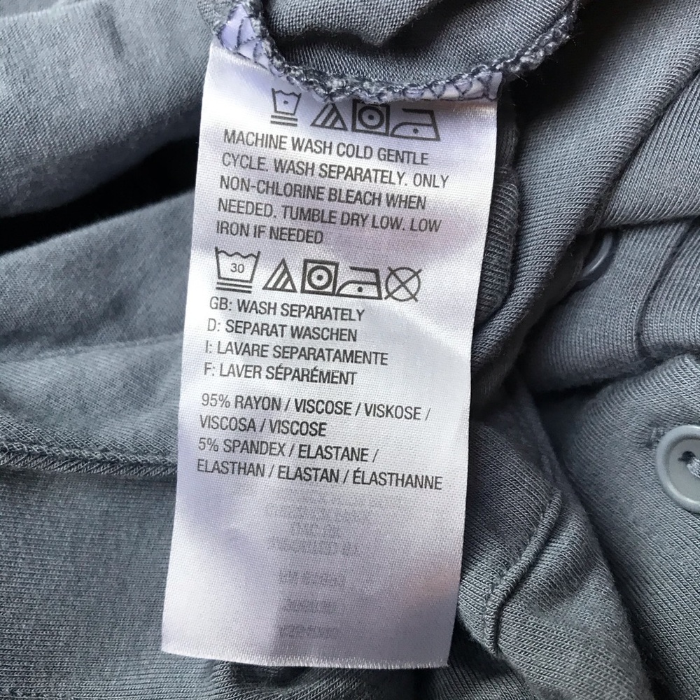 Lisa Rinna Collection Soft Gray Stretch Jumpsuit, EUC, M - Picture 13 of 16